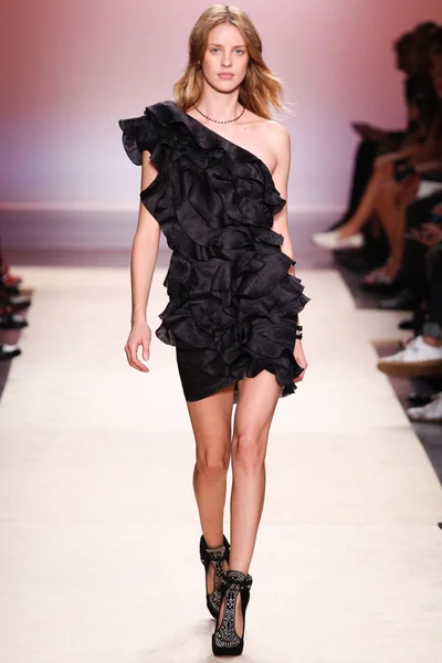 Look 34